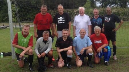 BV: Jens Peder Jensen, Pauli Jørgensen, Ejvind Nielsen, Bjarne Andersen, Hassan Madani FV: Per Højbjerre, Verner Olesen, Carsten Venø, Søren Åge Hansen, Carl Johan Andersen